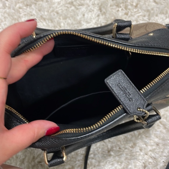 Limited Edition Print - Rowan Coach Bag - Picture 2 of 2